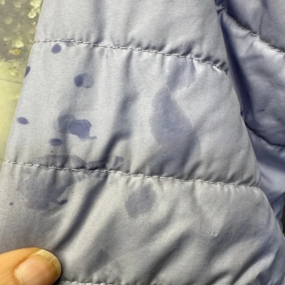 The North Face Girls Mossbud Swirl Parka, Purple Size Medium W/ Flaws - Picture 13 of 13